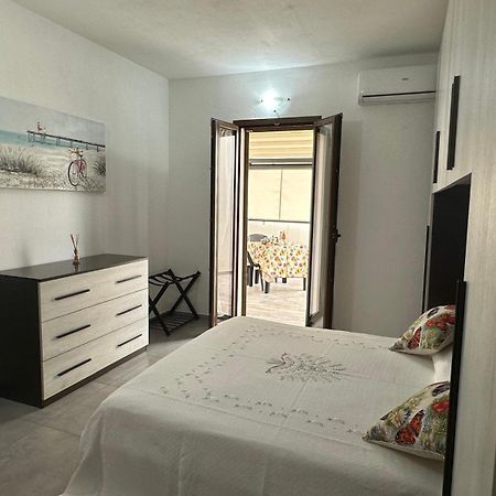 Diletta Apartment Тортоли Экстерьер фото