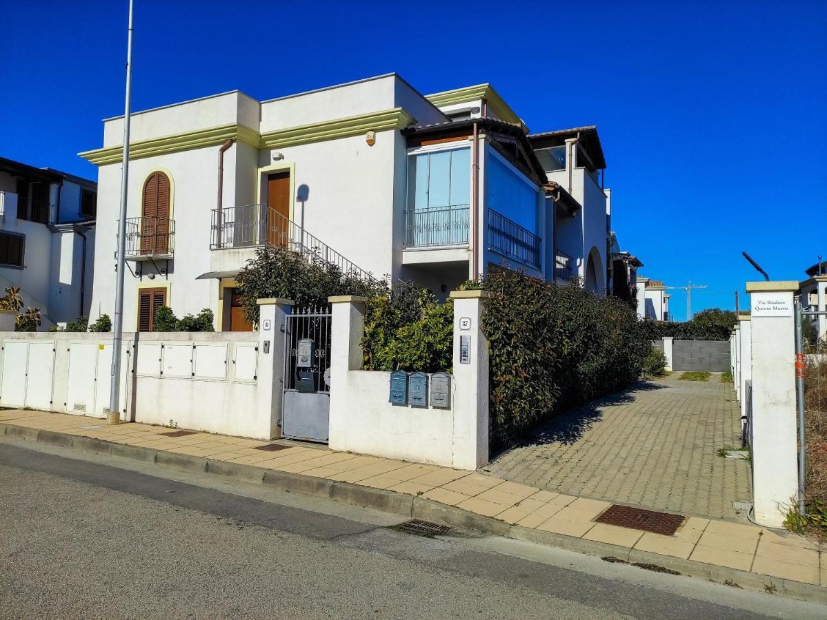 Diletta Apartment Тортоли Экстерьер фото