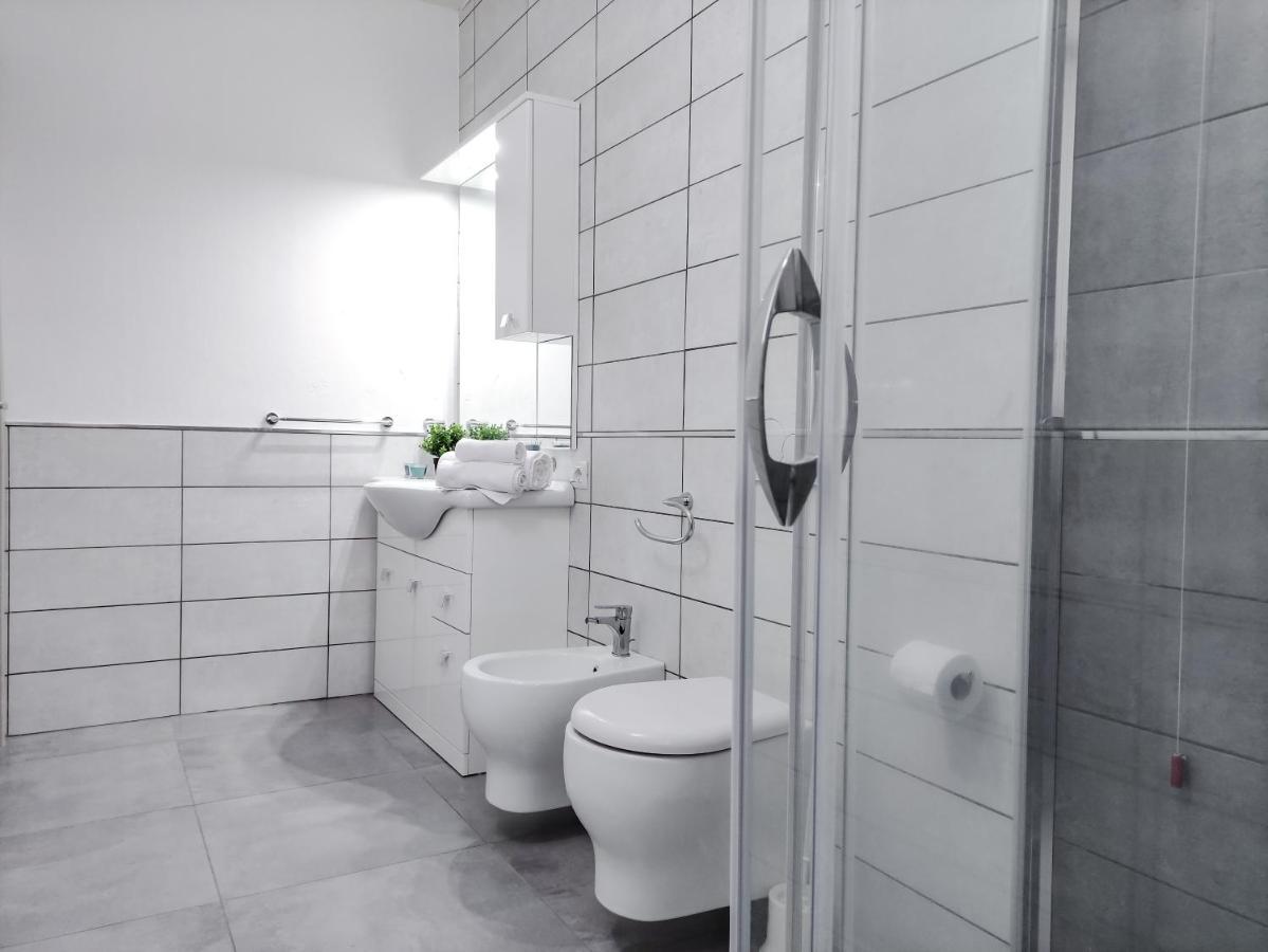 Diletta Apartment Тортоли Экстерьер фото