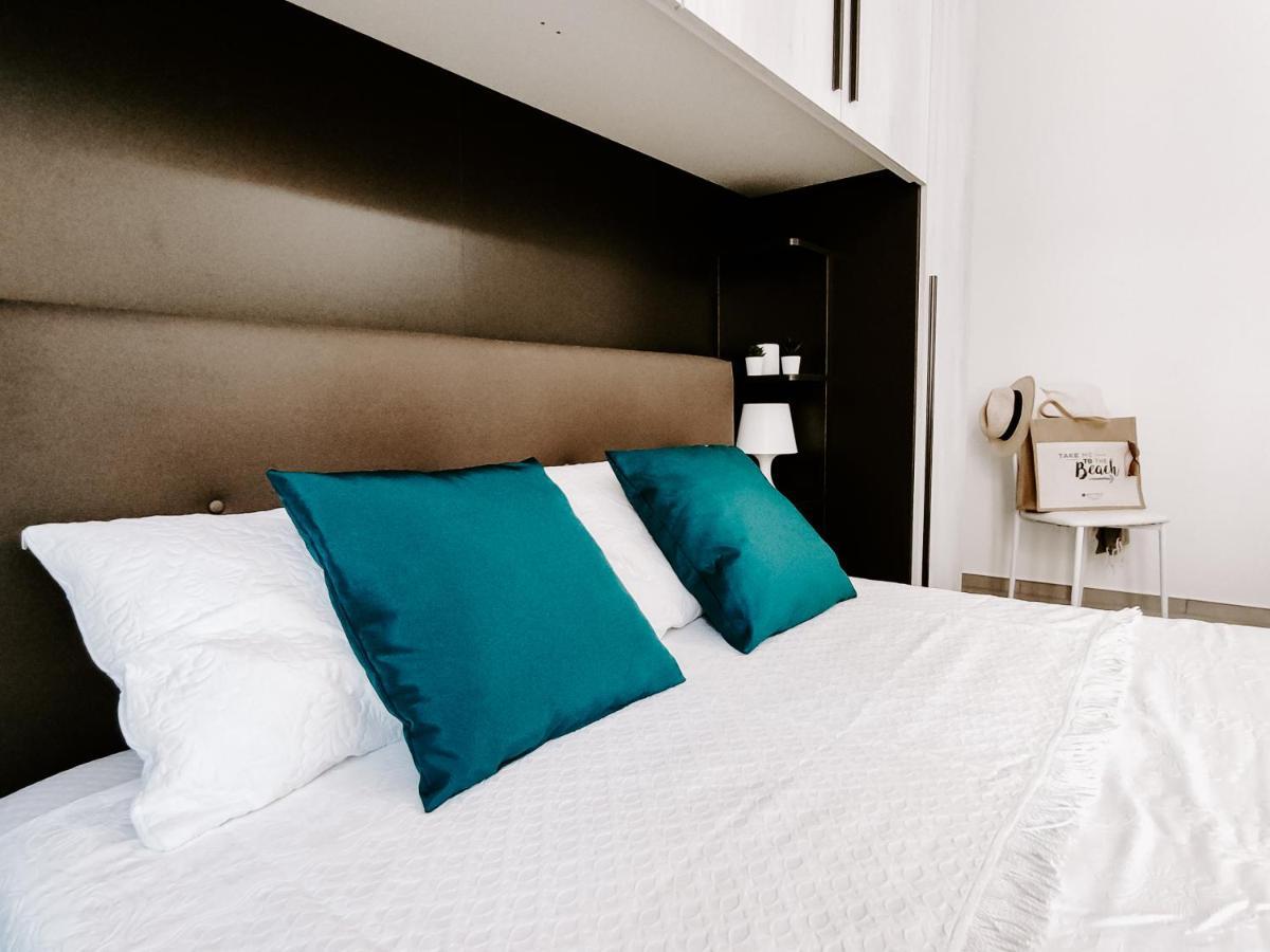 Diletta Apartment Тортоли Экстерьер фото