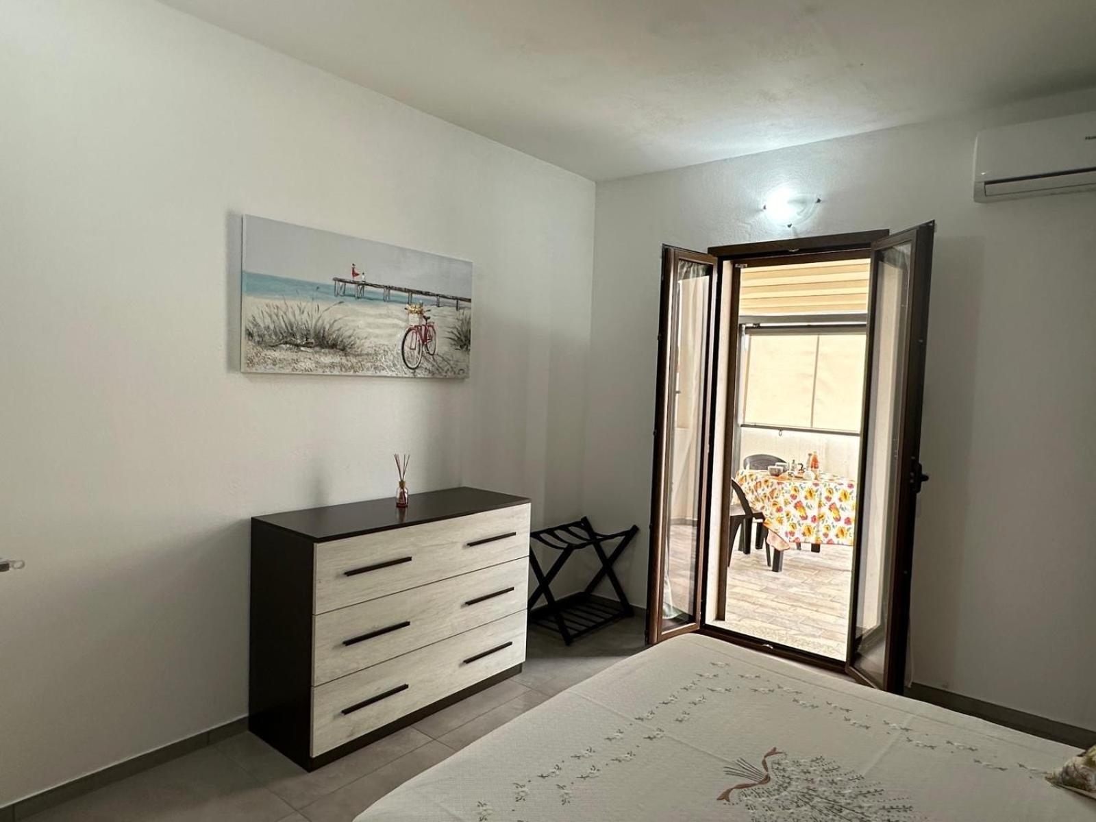Diletta Apartment Тортоли Экстерьер фото