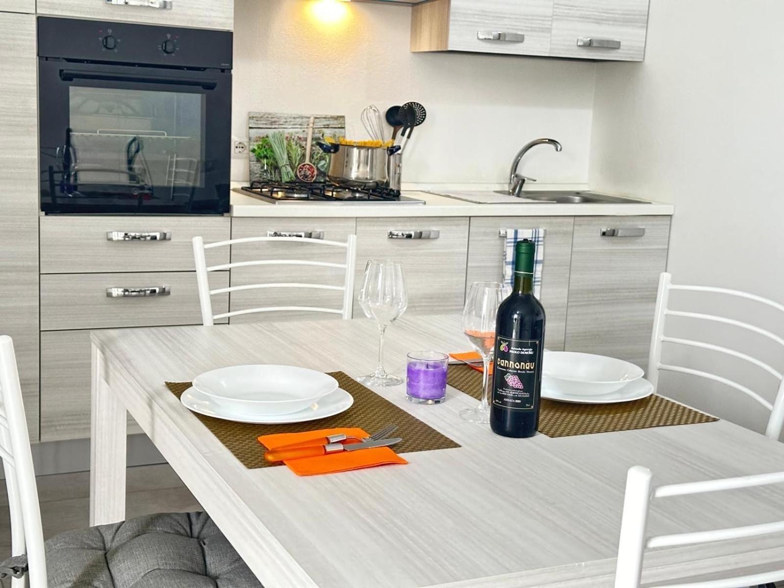 Diletta Apartment Тортоли Экстерьер фото