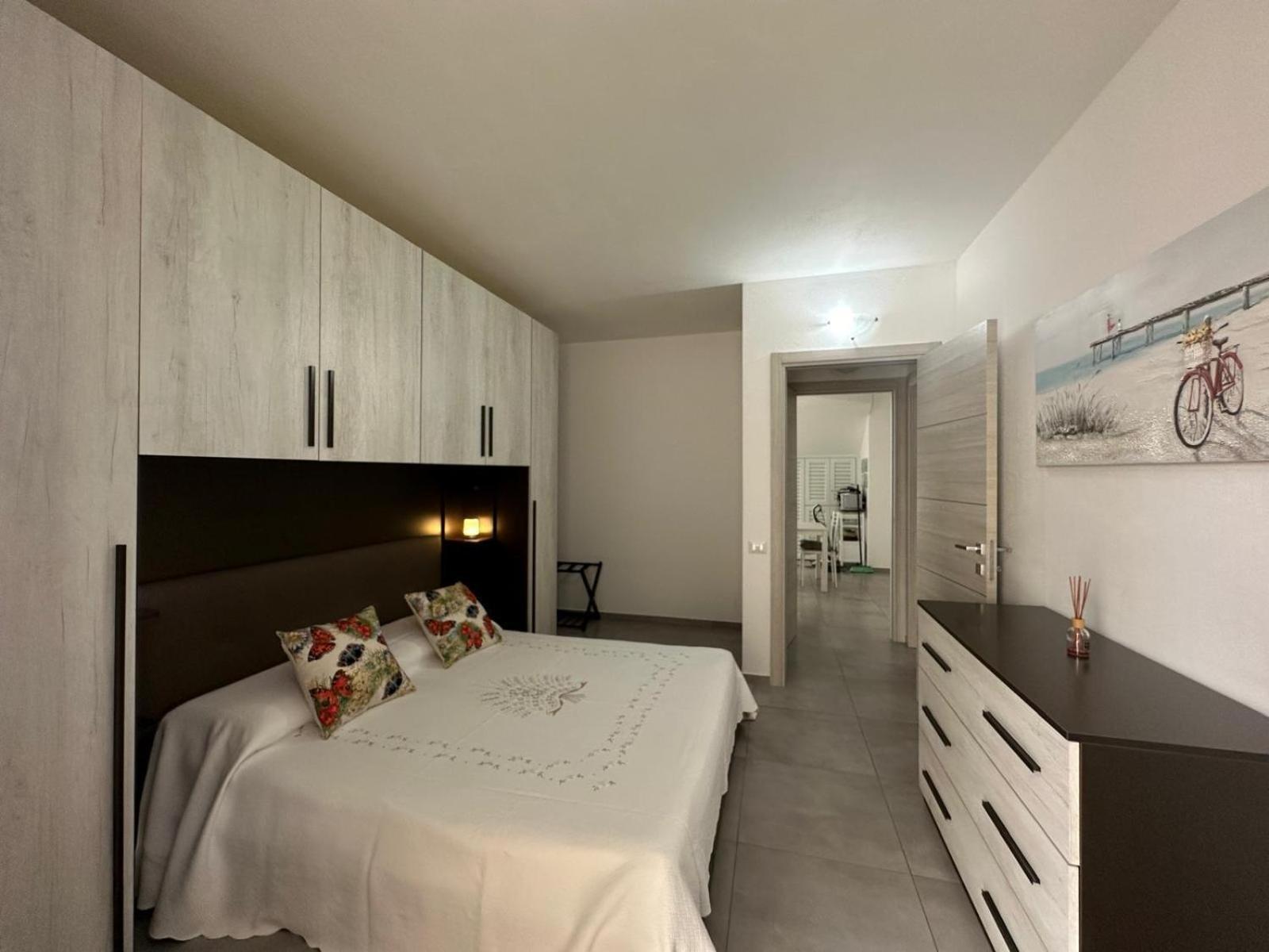 Diletta Apartment Тортоли Экстерьер фото